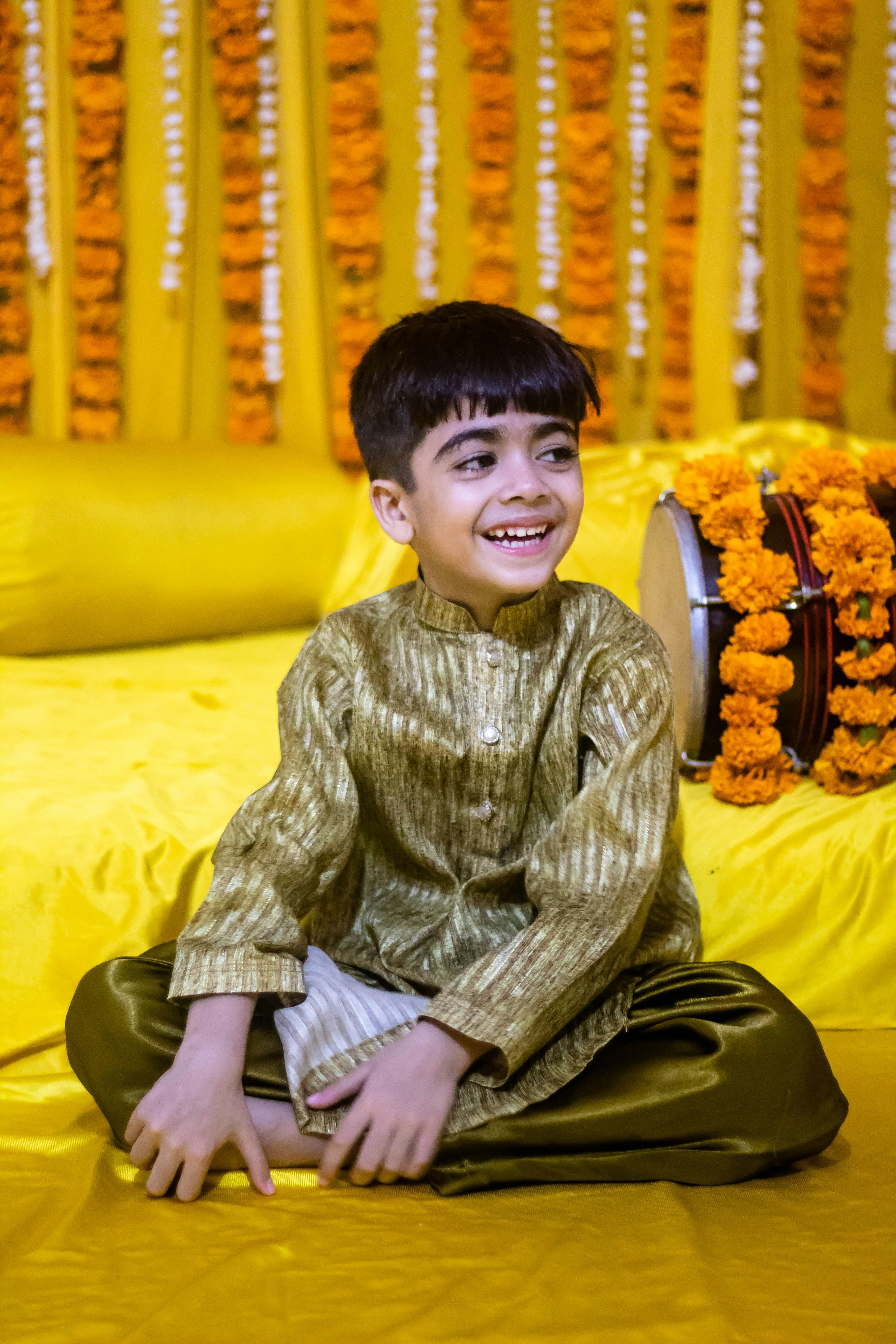 资讯封面：标题与标签的可搜索结构